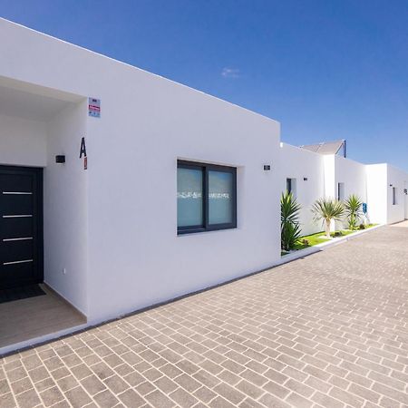 Sea Breeze Villas Lapa And Claca Плайя-Бланка Екстер'єр фото